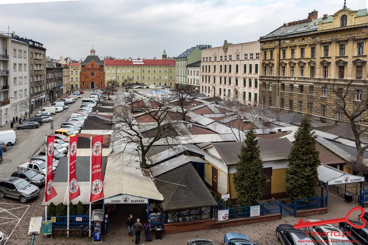 Luxury Nearto Main Square Appartement