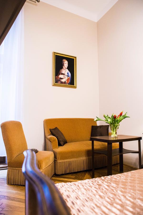 Aparthotel Maria 2*