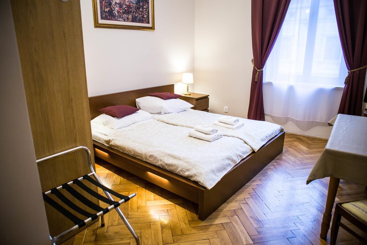 Aparthotel Maria