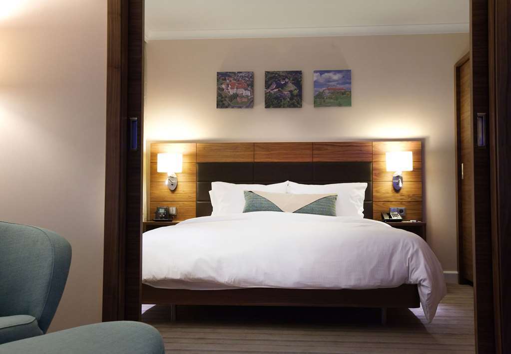 Hilton Garden Hotel 4*