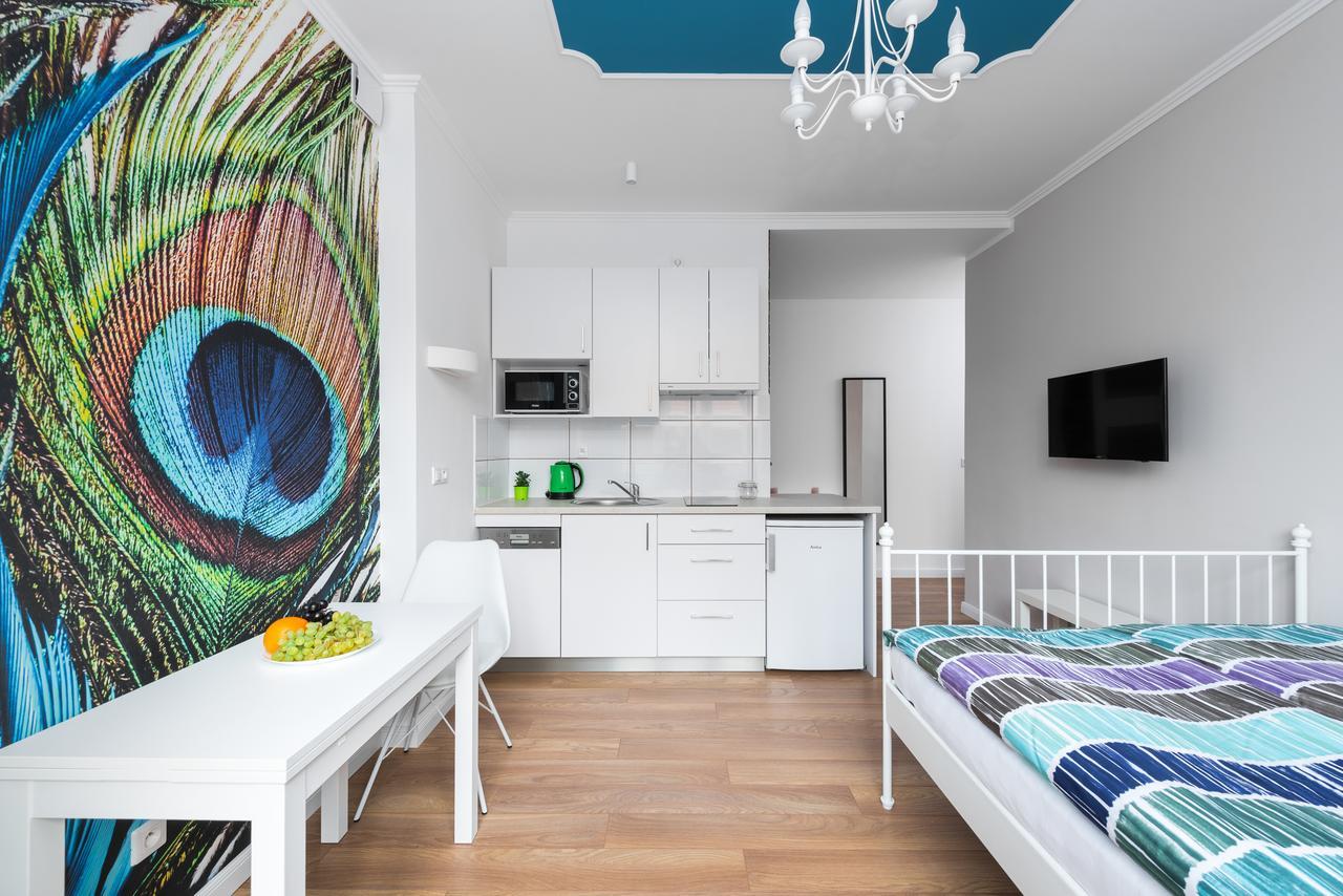 Hotel apartamentowy Cracow Rent - Spacious For 2-7 People In Quiet Area - Kolberga Street Nr 3 - 10 Min To Main Square By Foot Kraków