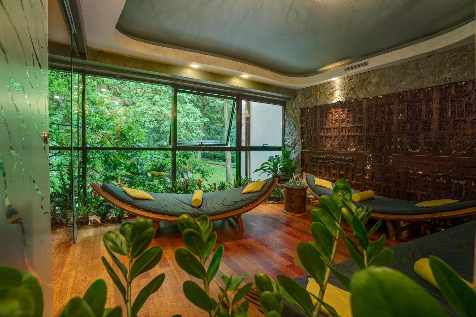 Farmona Business & Spa Hotel
