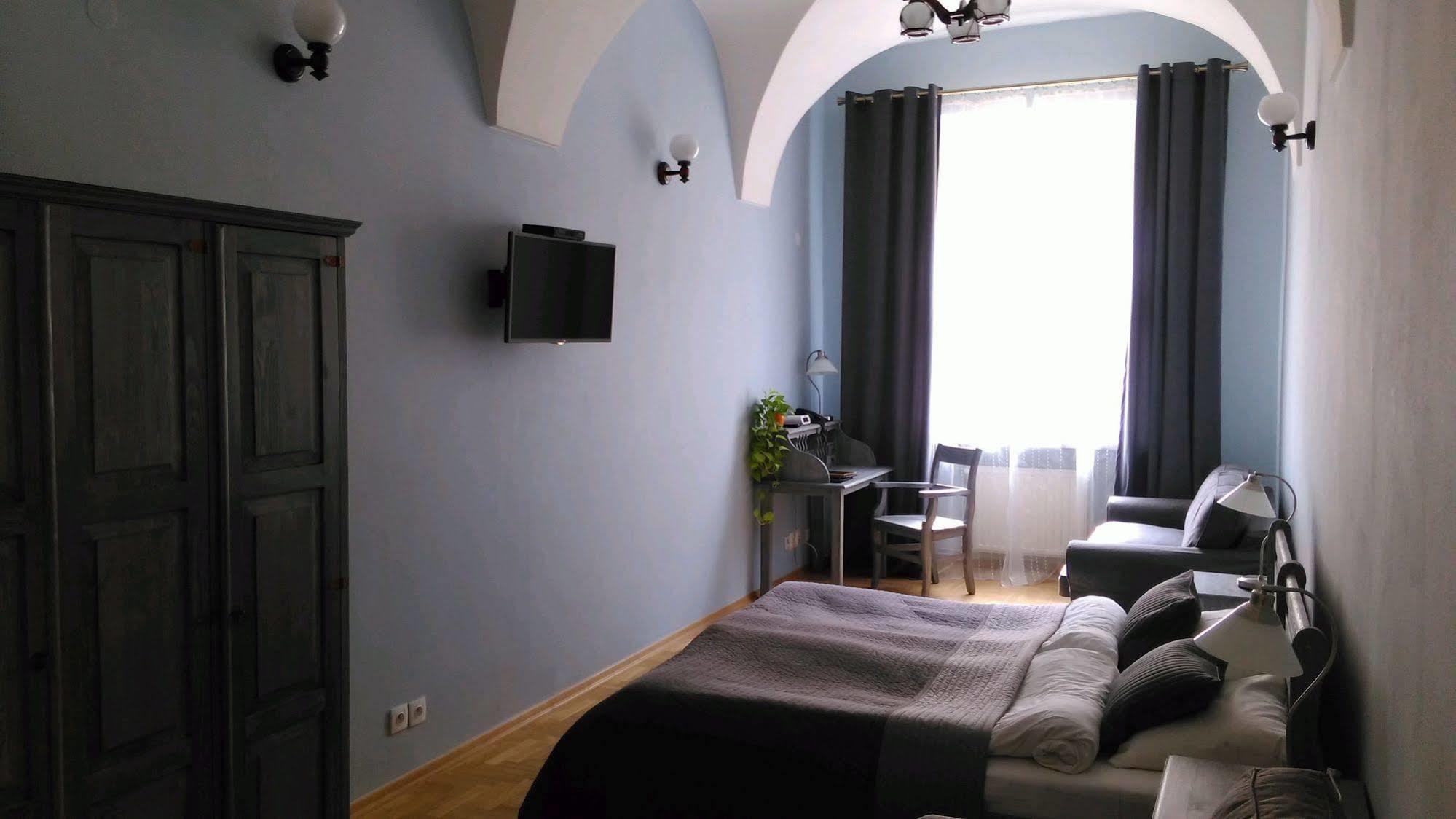 Mikolaj Hotel 3*