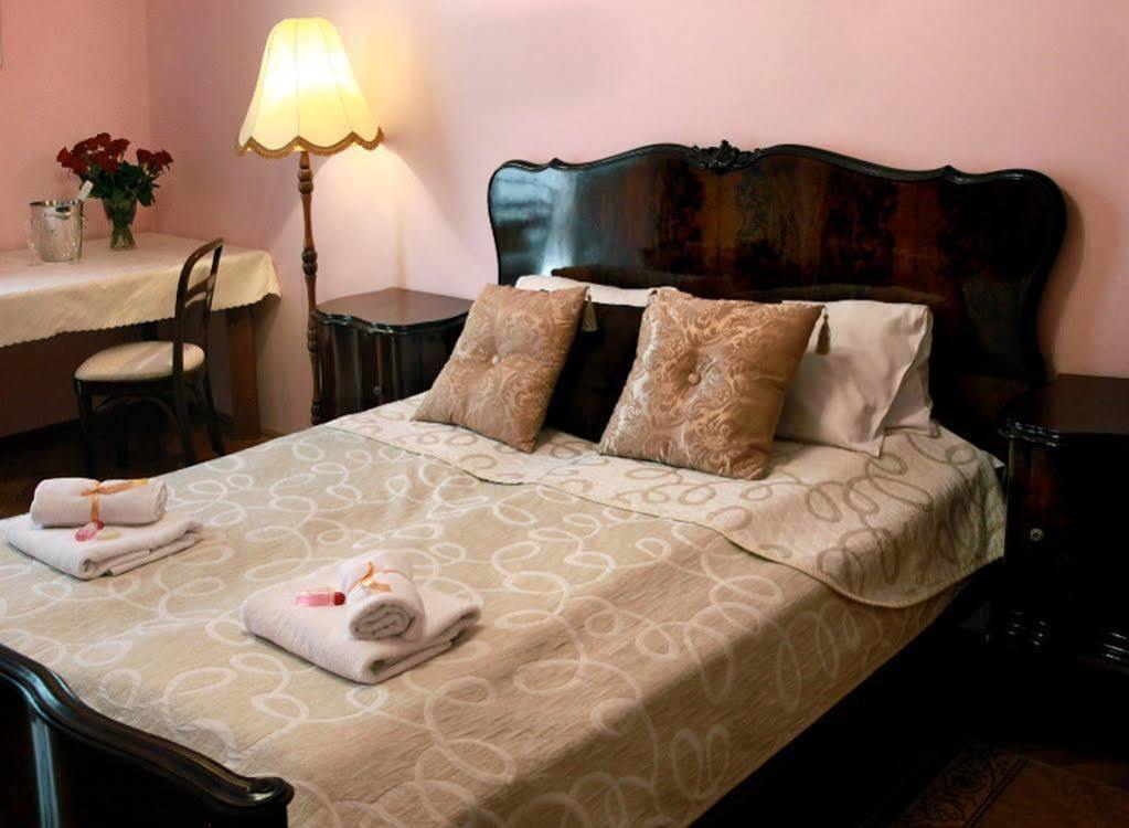 Maria Aparthotel 2*