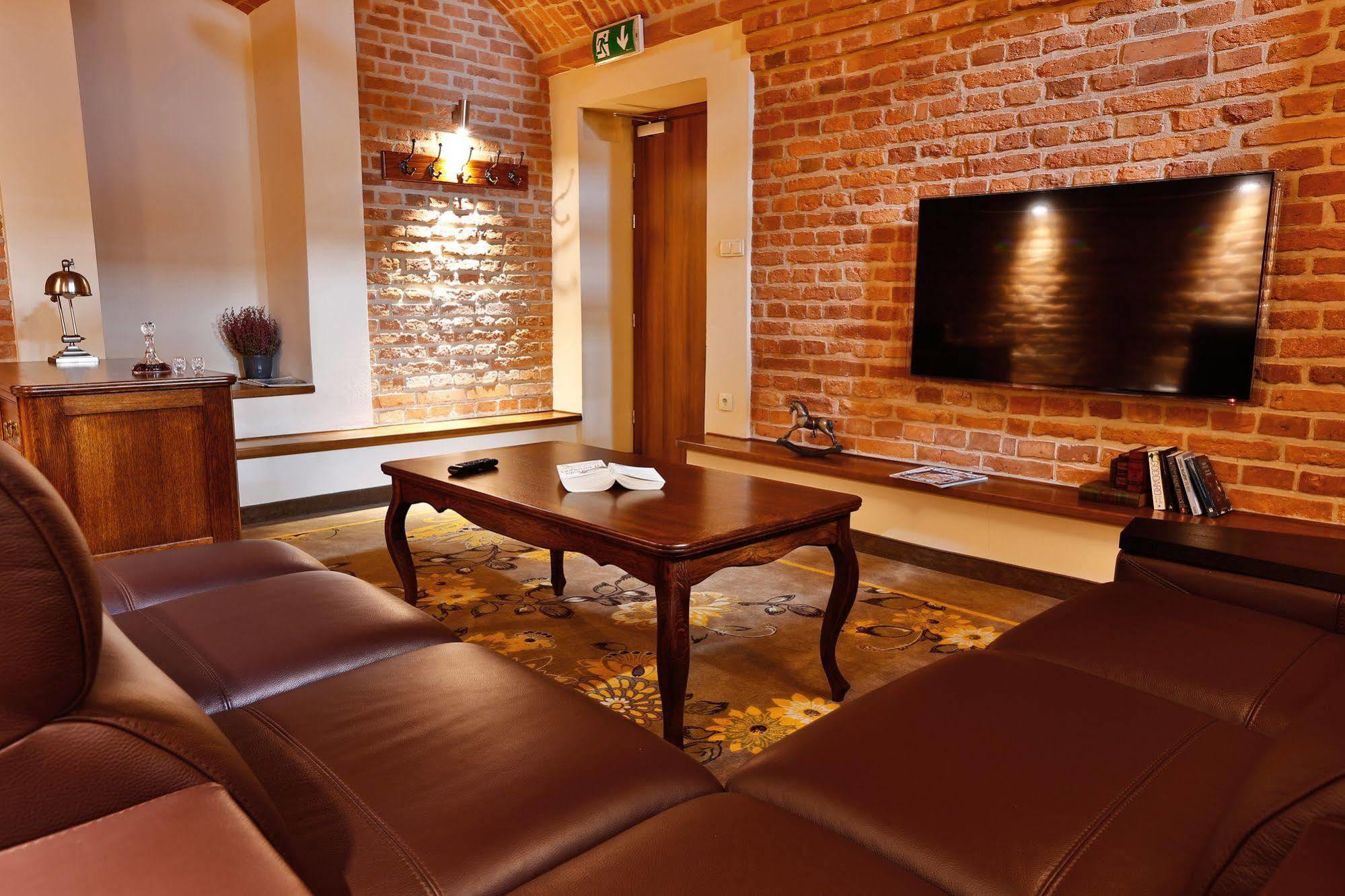 Amber Boutique - Amber Hotel
