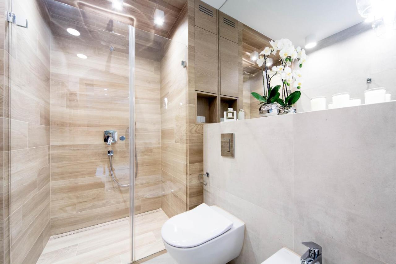 Apartament Lemir Wawrzyńca 21 *