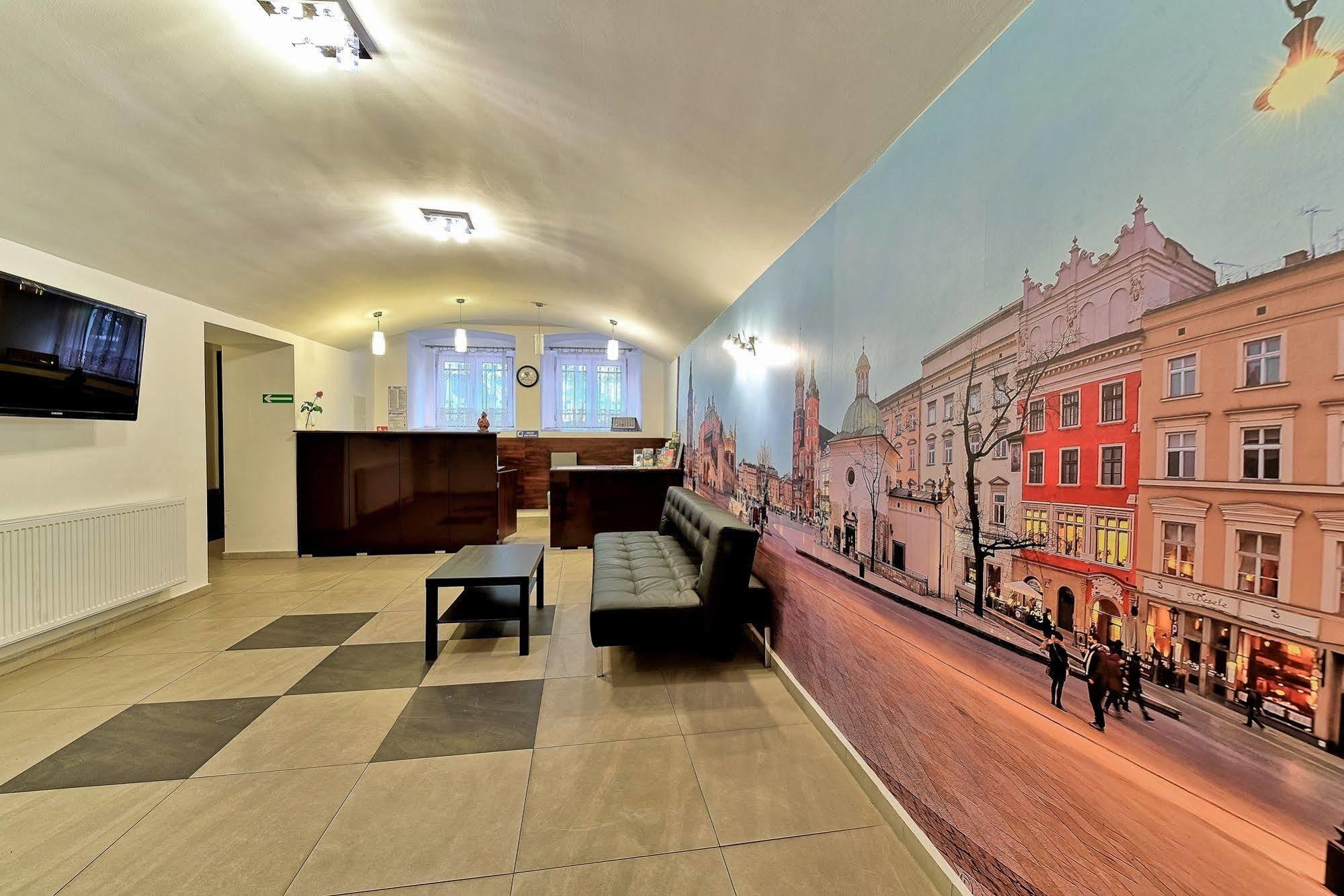 Apartment Old Town Luxe Retreat - King Bed - Steps To Main Square Krakow