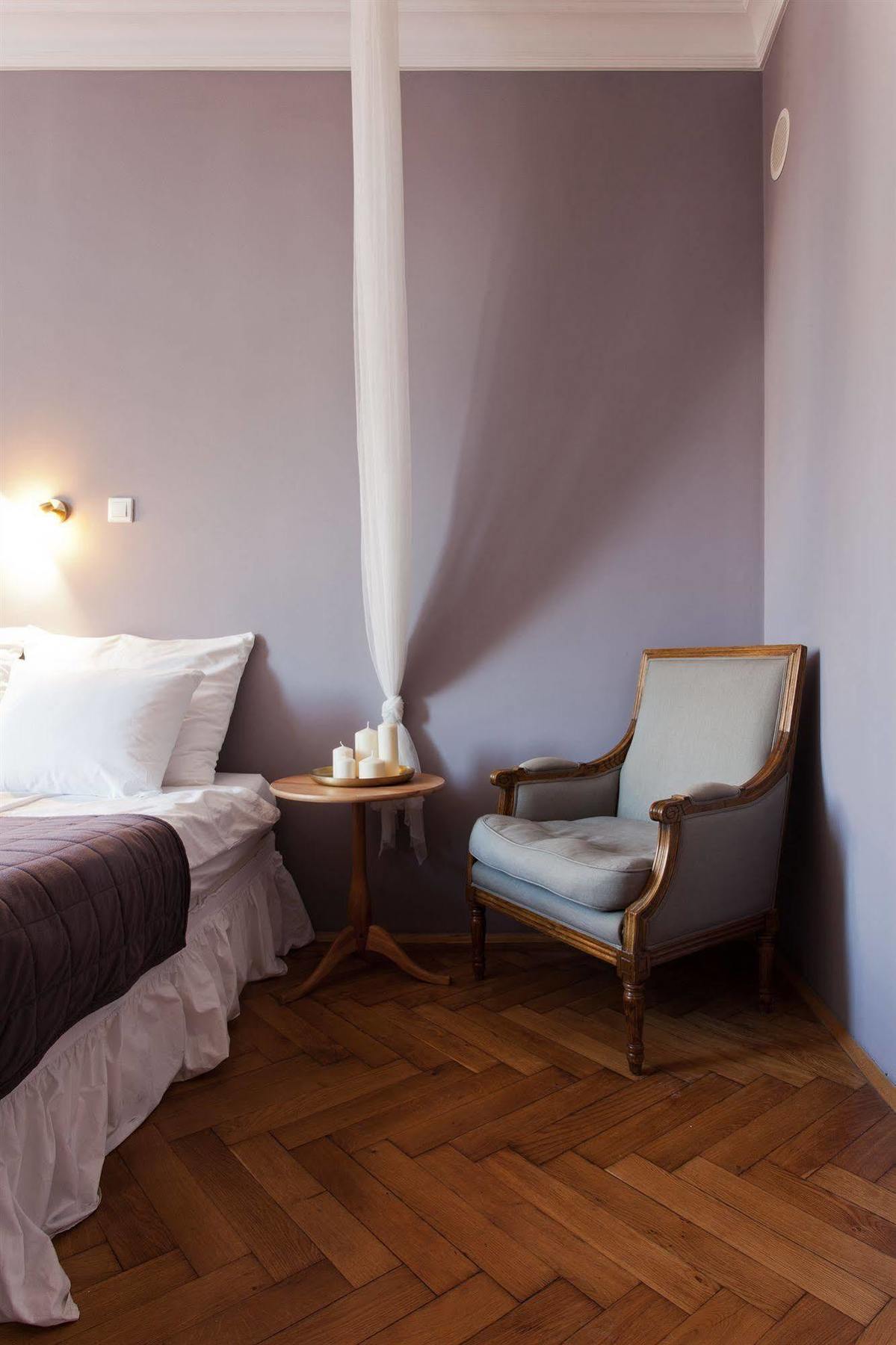 Angel House Bed & Breakfast 2*