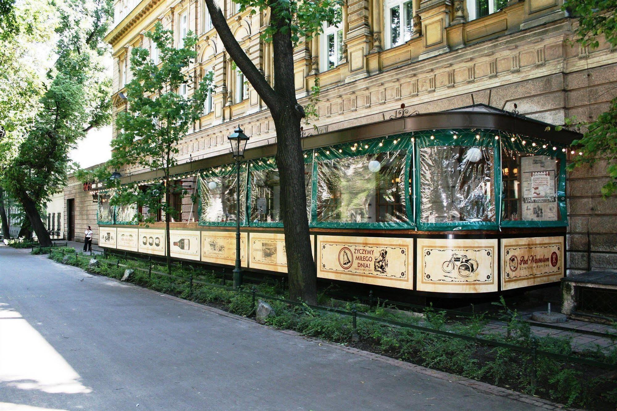 Royal Hotel