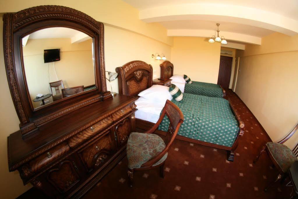 Hotel Daisy Superior Krakau