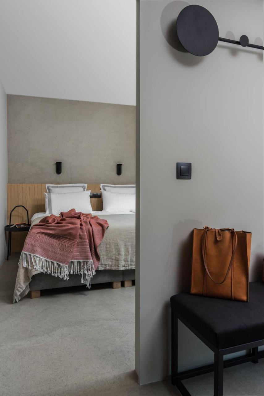 Apartment Academia