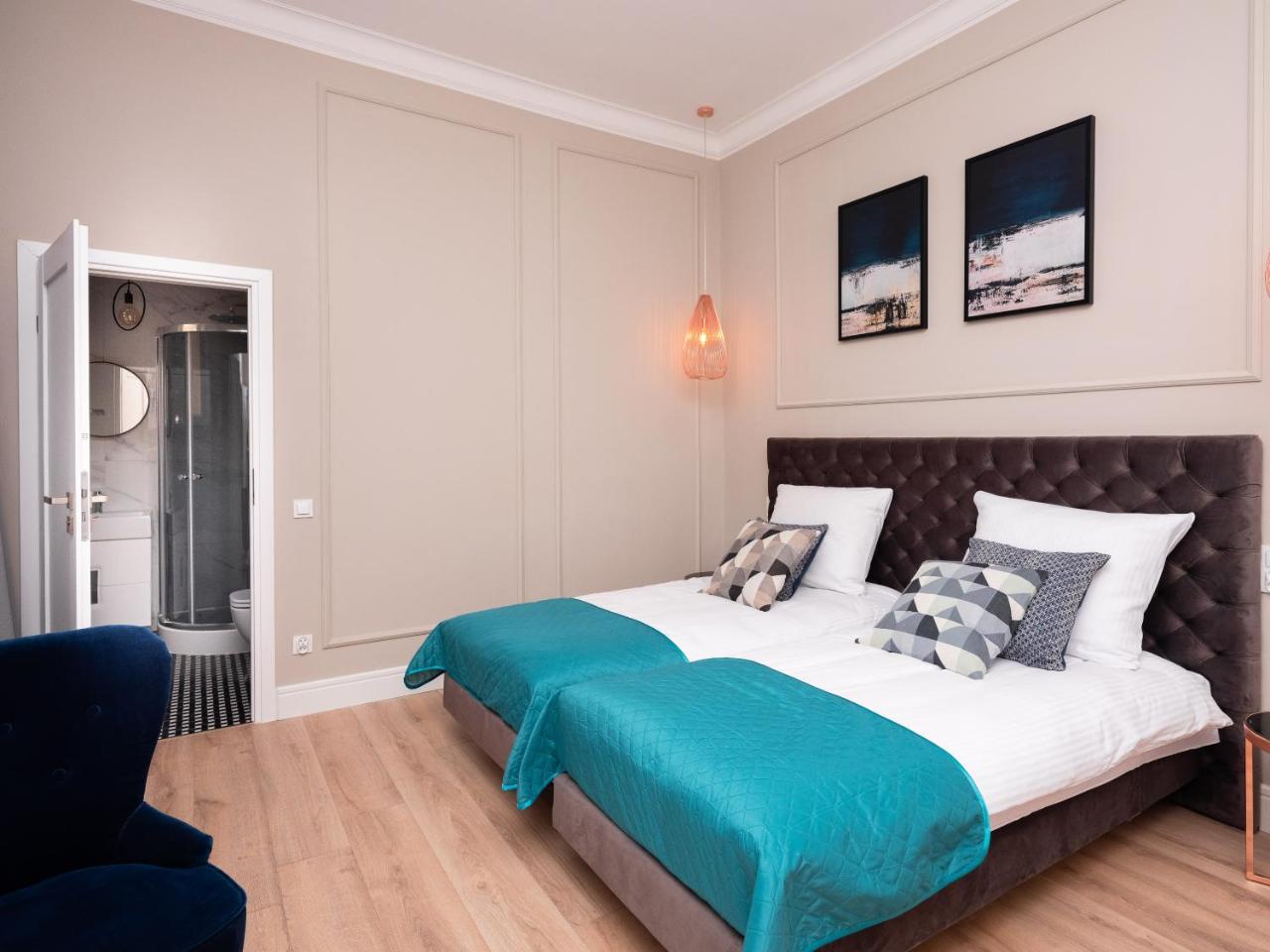 S.lem Boutique - Old Town Apartment