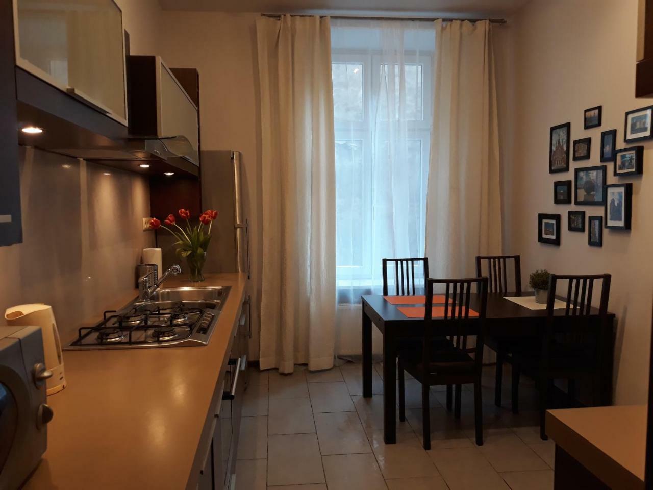 Happy Lubomirskiego Apartment *