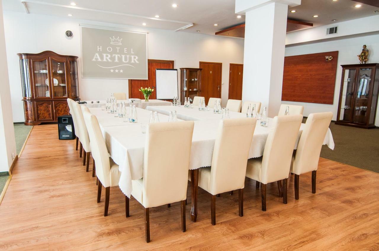 Artur Hotel 3*