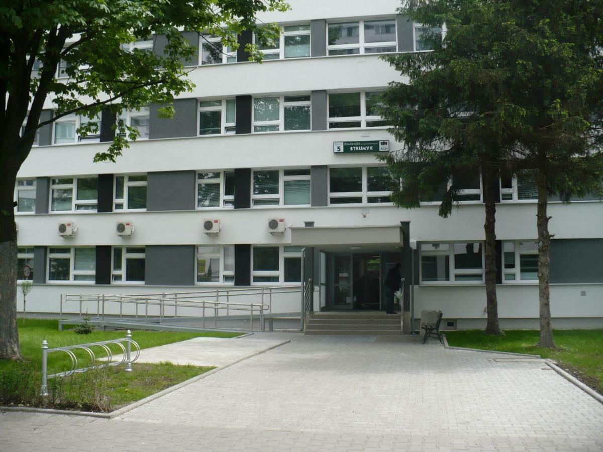 Hostel Strumyk *