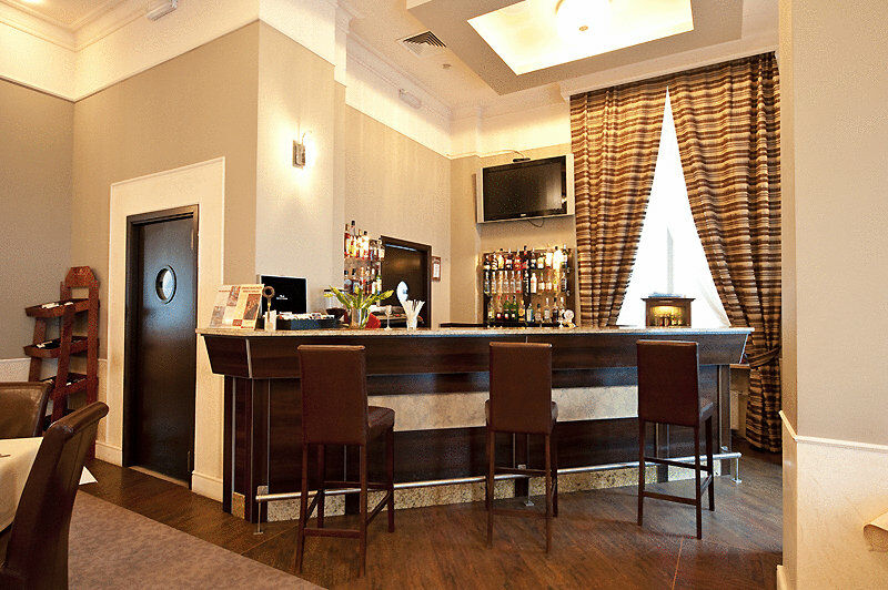 Hotel Western Old Town 3*