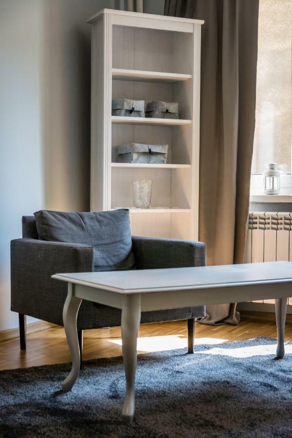 Krolewska Apartment *