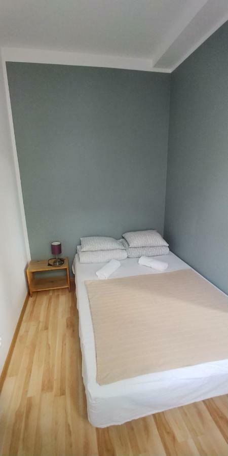 999 Aparthostel Hostel Krakau