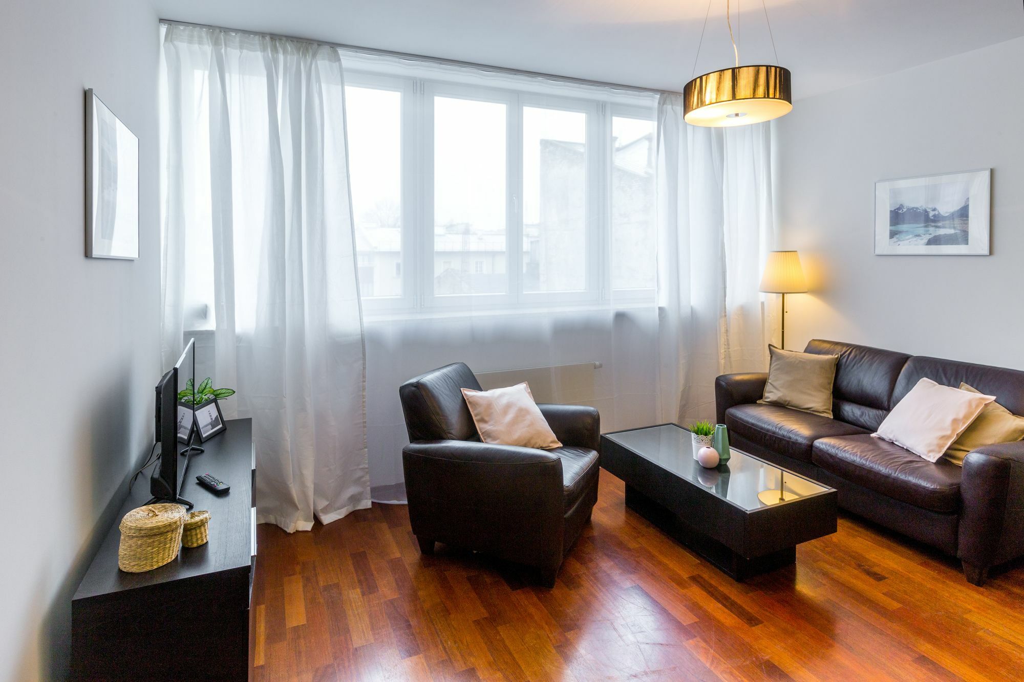 Apartment Staszica 7 *