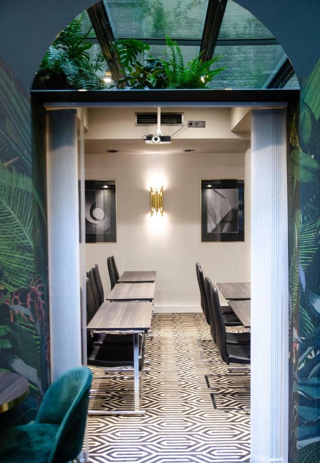 Hotel Atrium 3*