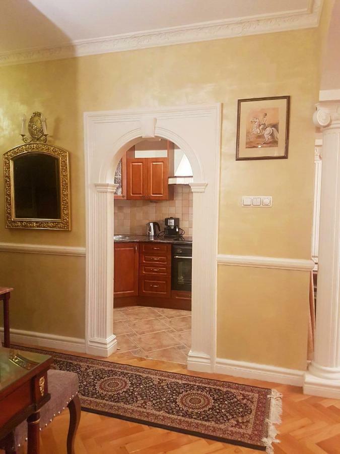 Goldstar Luxury Old Town