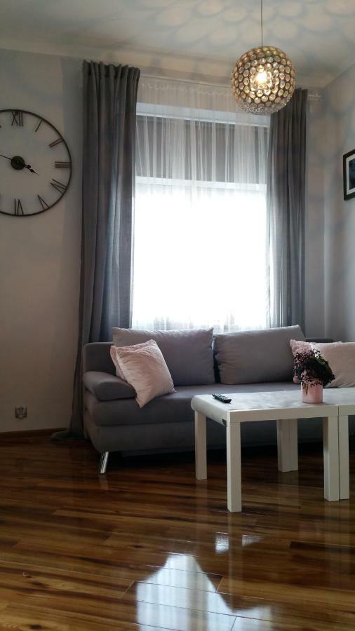 Royals Flower Iii Apartament