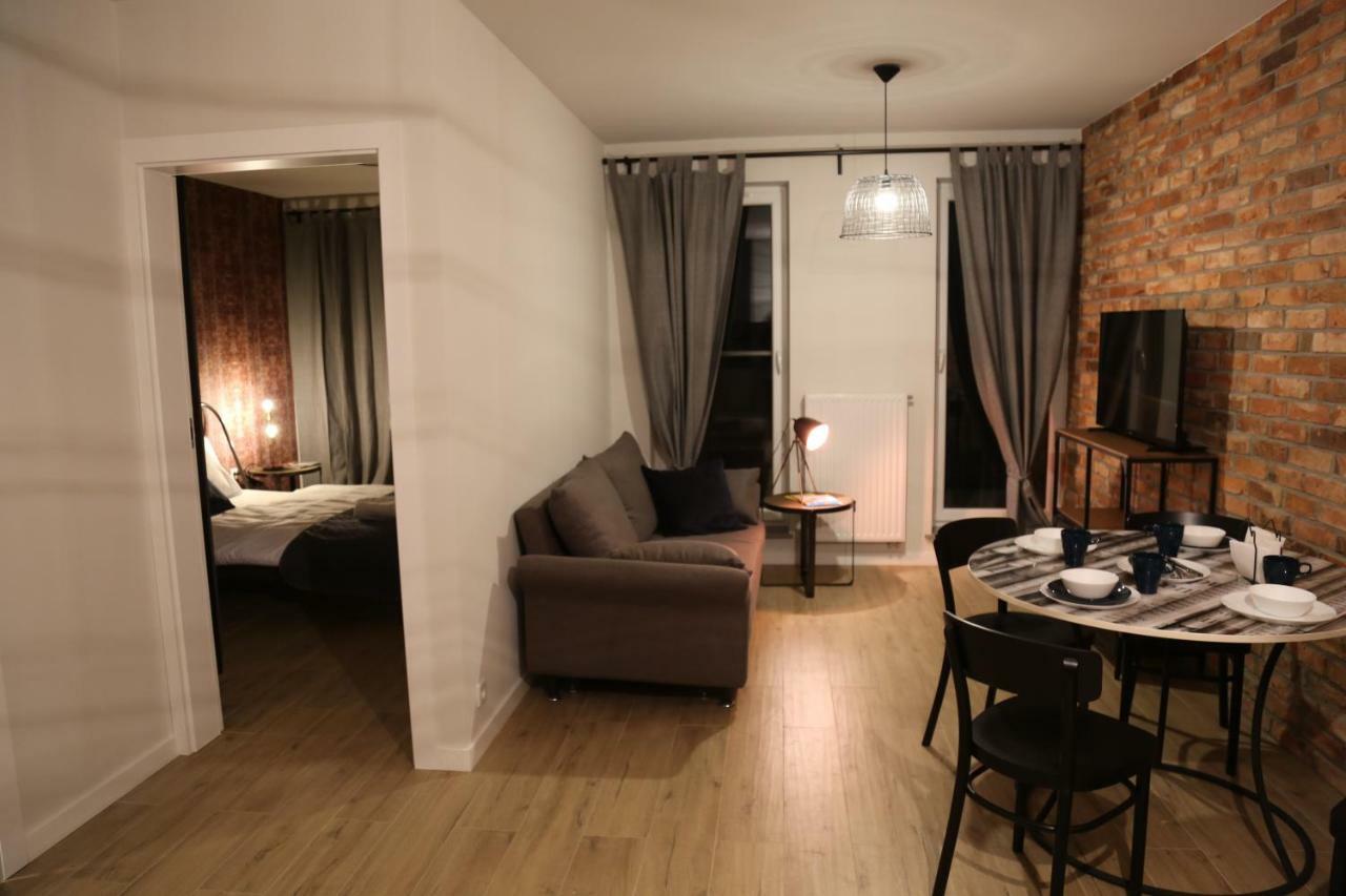 Concept Red Apartament *