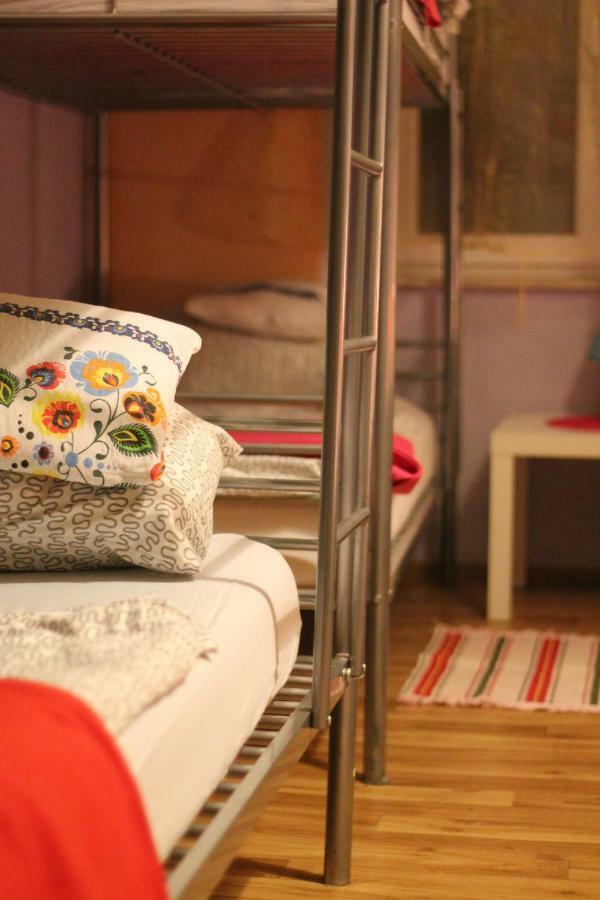 Centrum Sabot Hostel *