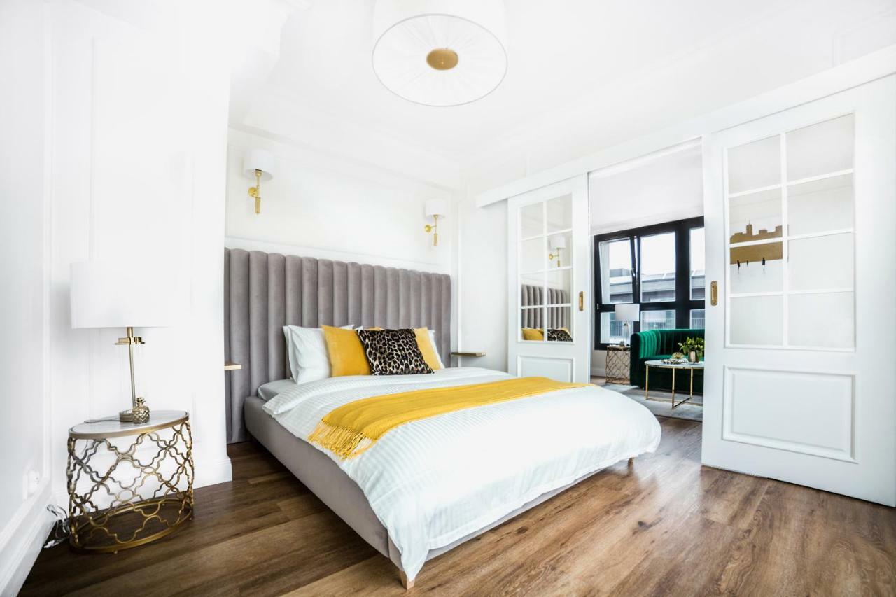 Apartamento Golden Place 2 *