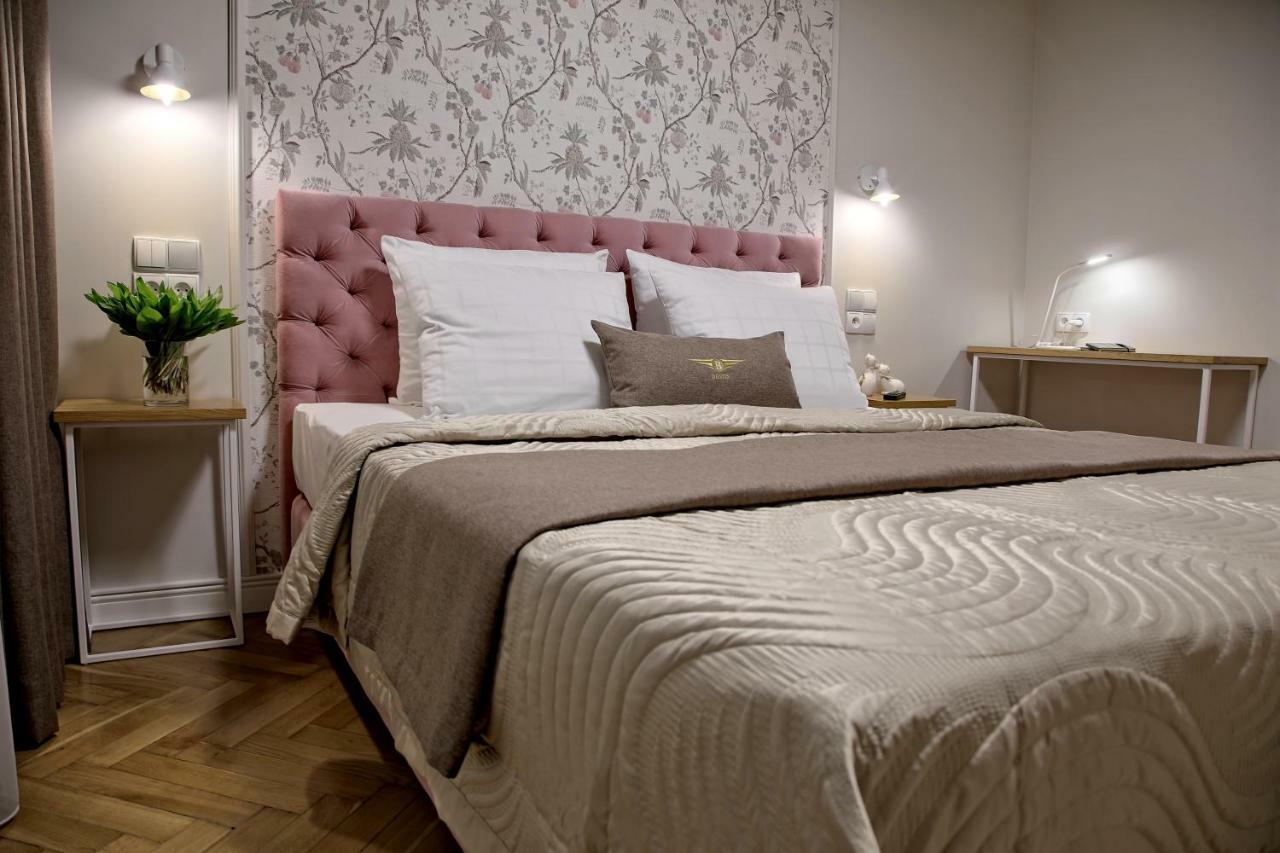 Bentis Luxury