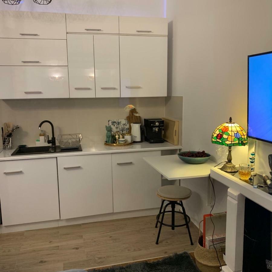 Apartment Charming In The Heart Of The Jewish District! *