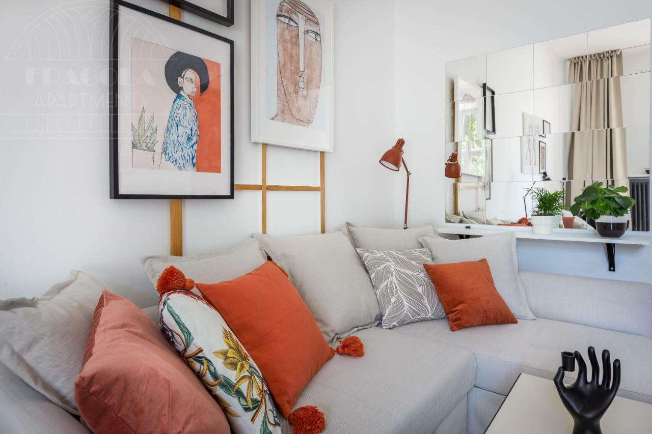 Cozy Old Town Apartment *