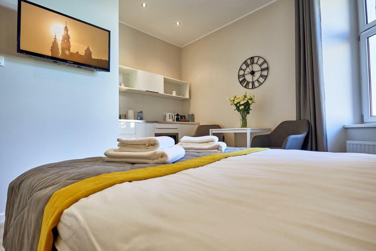 Florianska 32 By Pi Hotel apartamentowy 3*