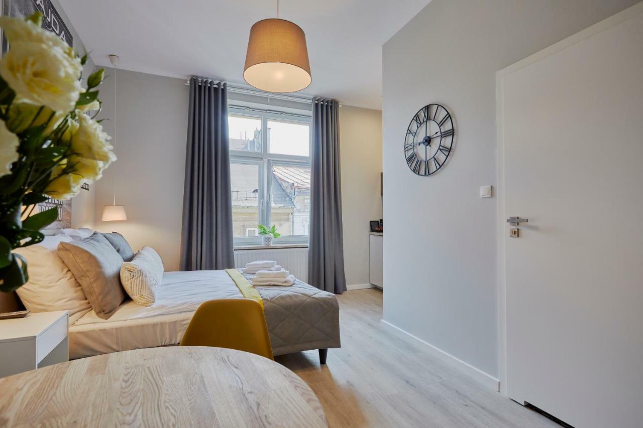 Florianska 32 By Pi Hotel apartamentowy 3*