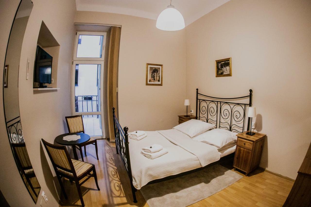 Aparthotel Maria