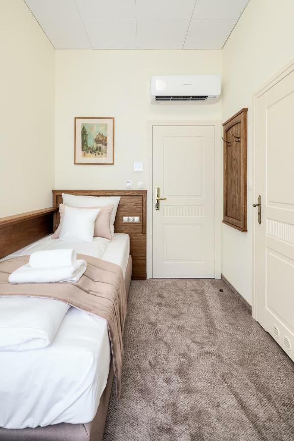 Pod Baranem Apartment *