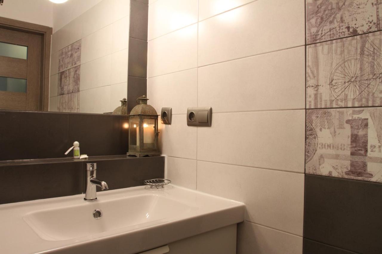 Apartament Abamus *