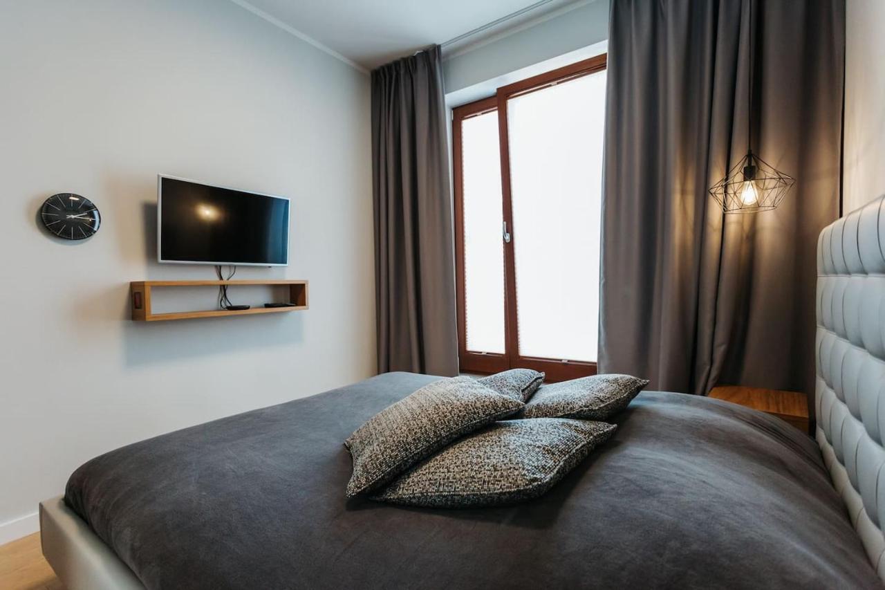 Apartment Harmonica Old Town With Free Parking