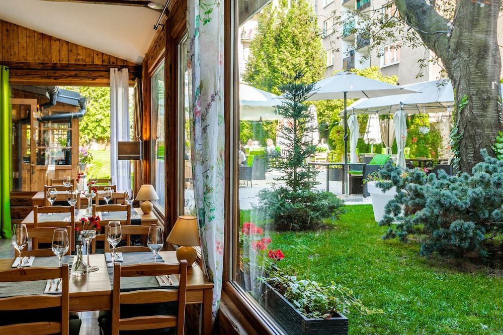 Art & Garden Aparthotel