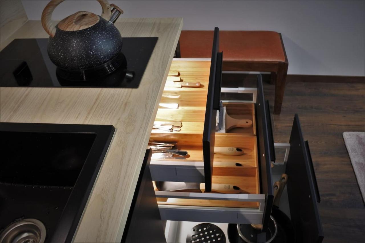 Apartment Boutique 108 - Old City, Luxury Apt. With A Garage *