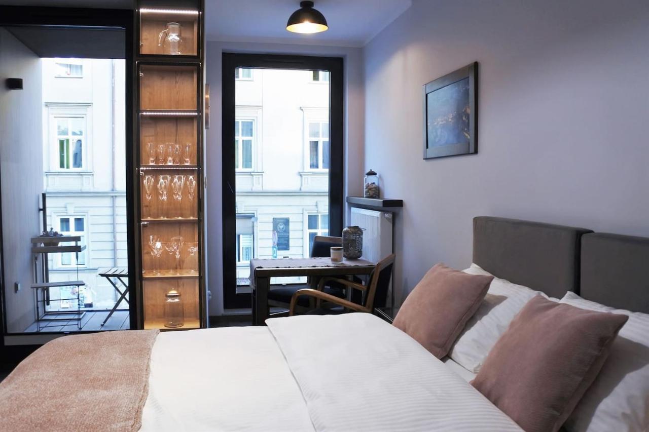 Boutique 108 - Old City, Luxury Apt. With A Garage * Krakow