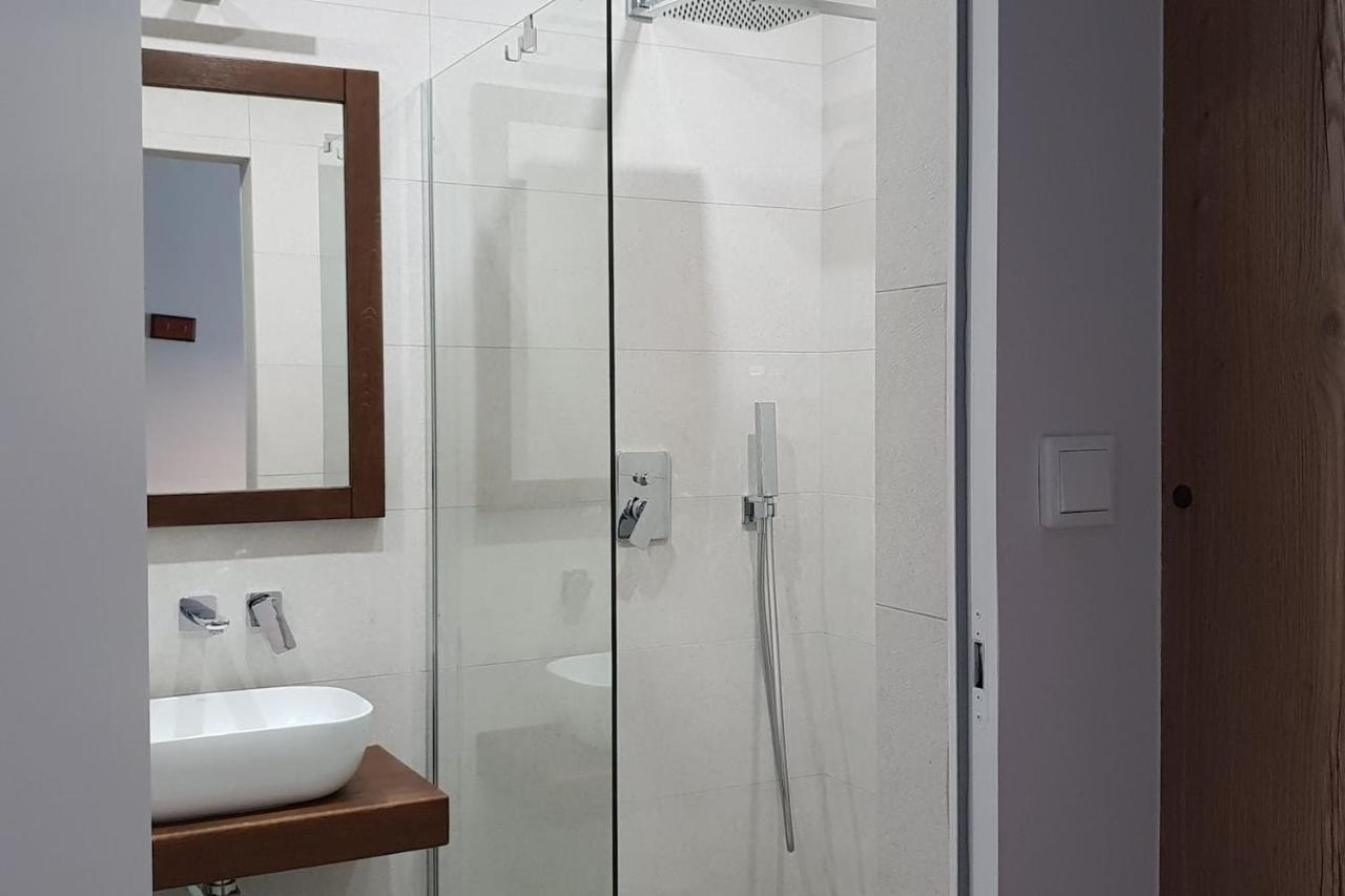 Apartment Boutique 108 - Old City, Luxury Apt. With A Garage *