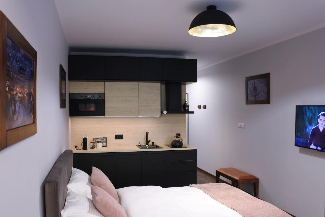 Boutique 108 - Old City, Luxury Apt. With A Garage *