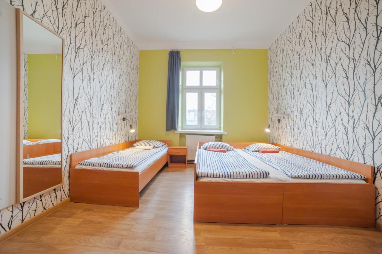 Atlantis Hostel *