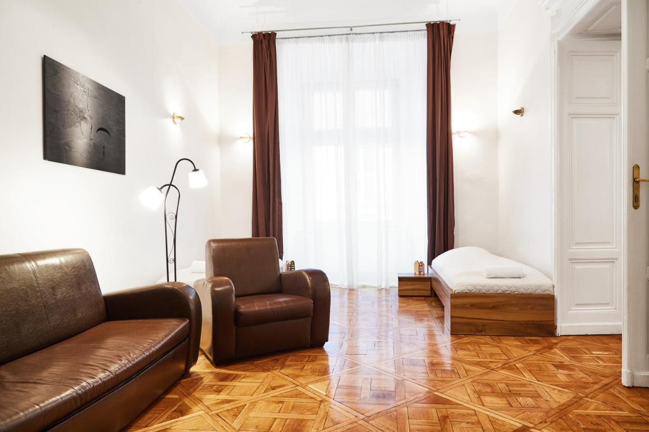 Apartment For Budget Krakow