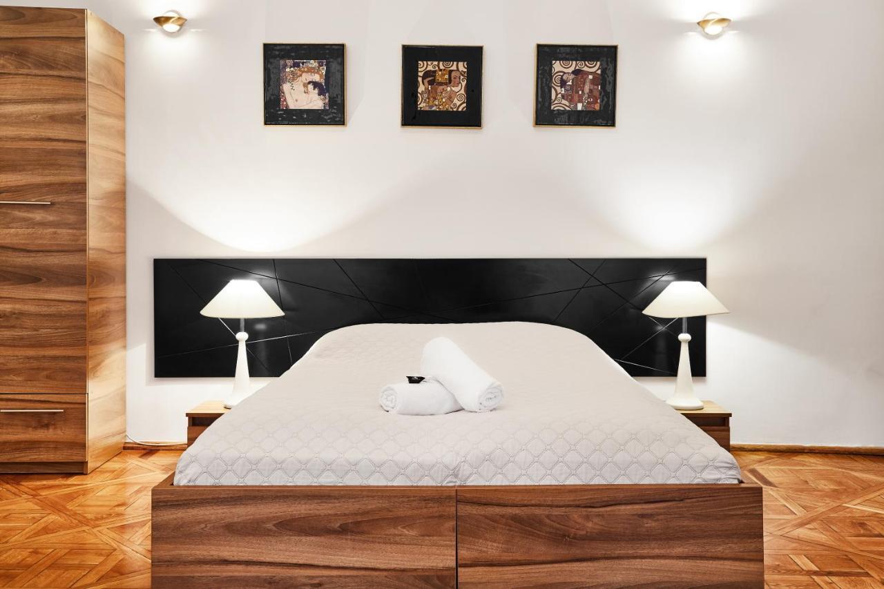 For Budget Apartment Krakow