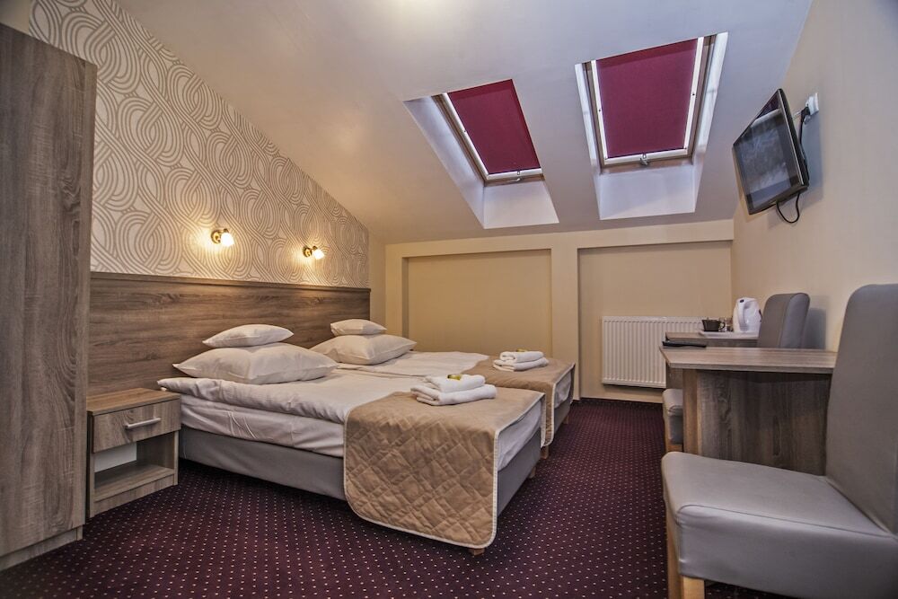 Old Town Luxe Retreat - King Bed - Steps To Main Square Apartment Krakow