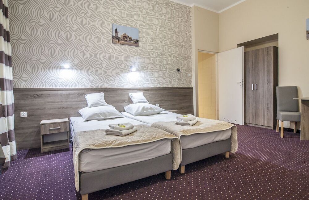 Old Town Luxe Retreat - King Bed - Steps To Main Square * Krakow