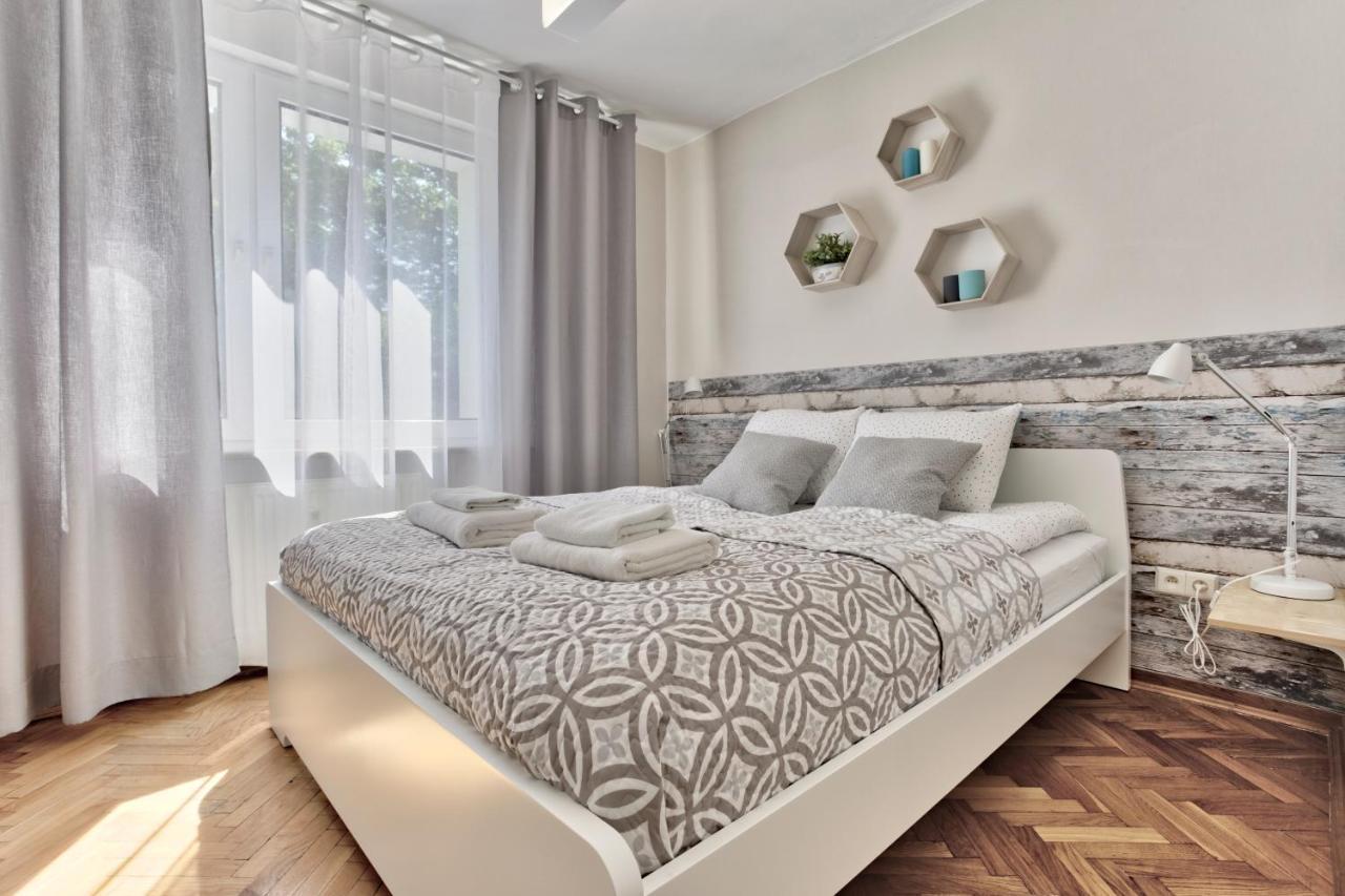 Apartment Tyzenhauz Economy Krakow