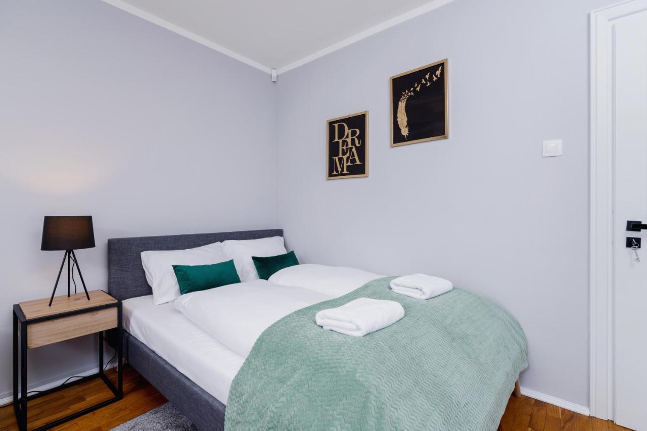 Apartment Modern Apartments Cracow Lagiewniki By Renters